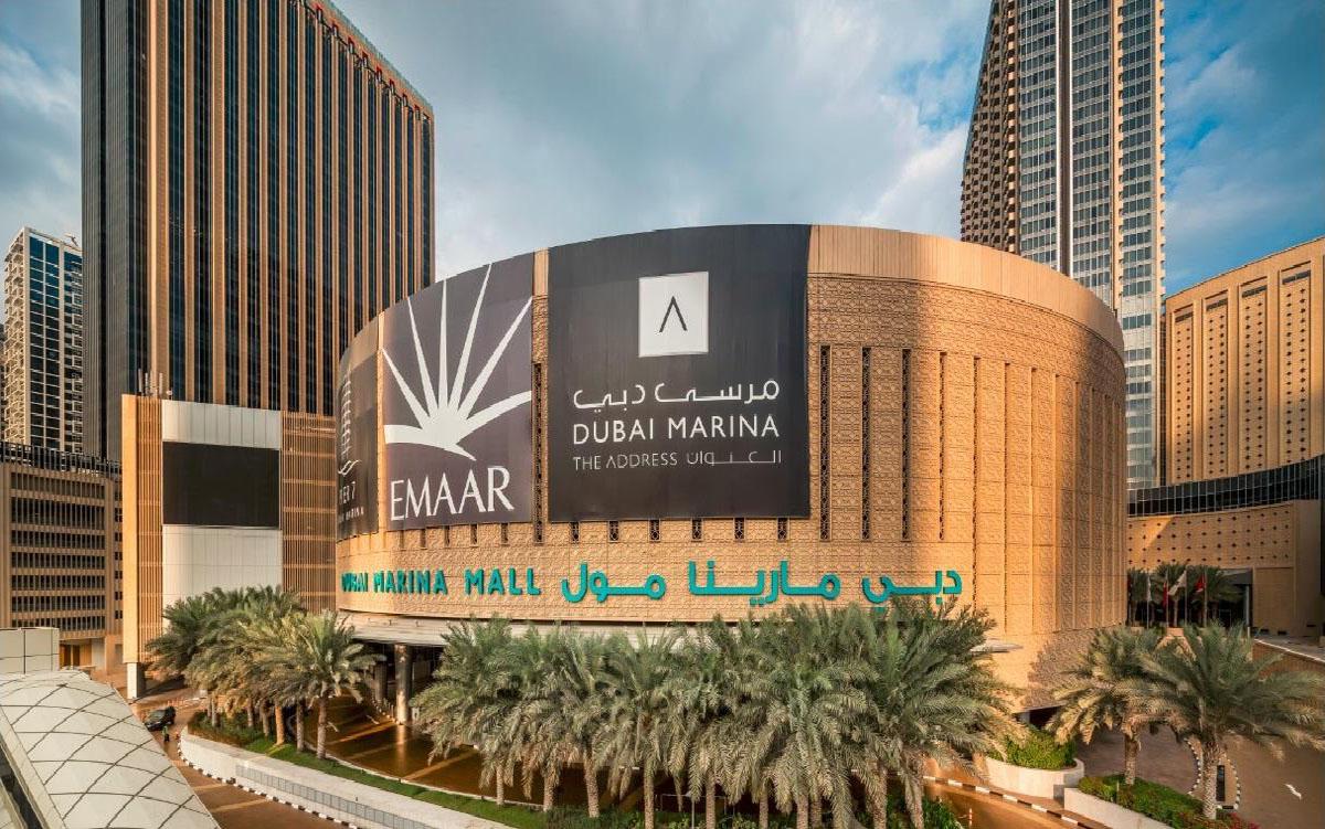Dubai Marina Mall and Hotel